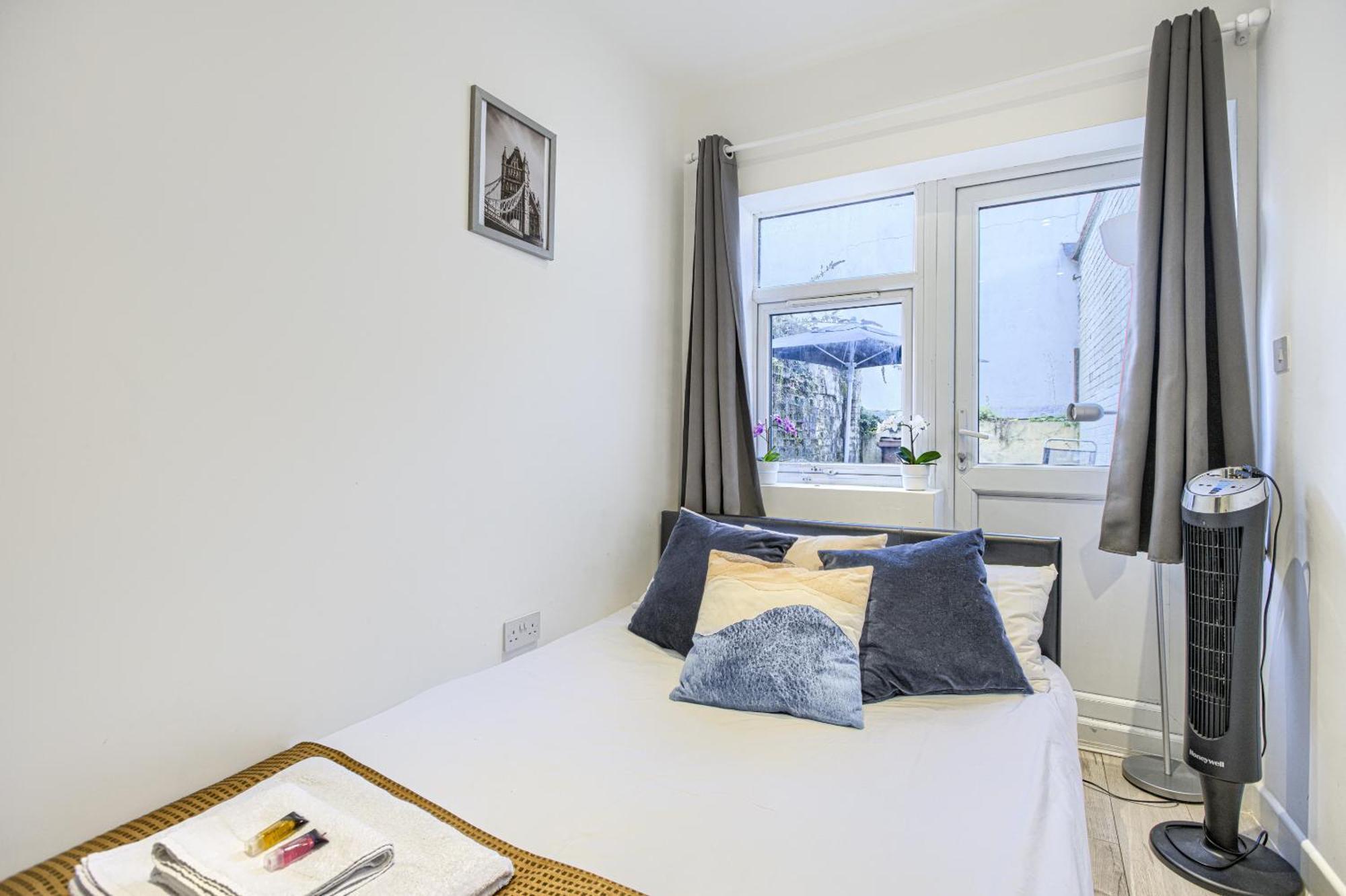 The Finsbury Deluxe Apartments London Szoba fotó