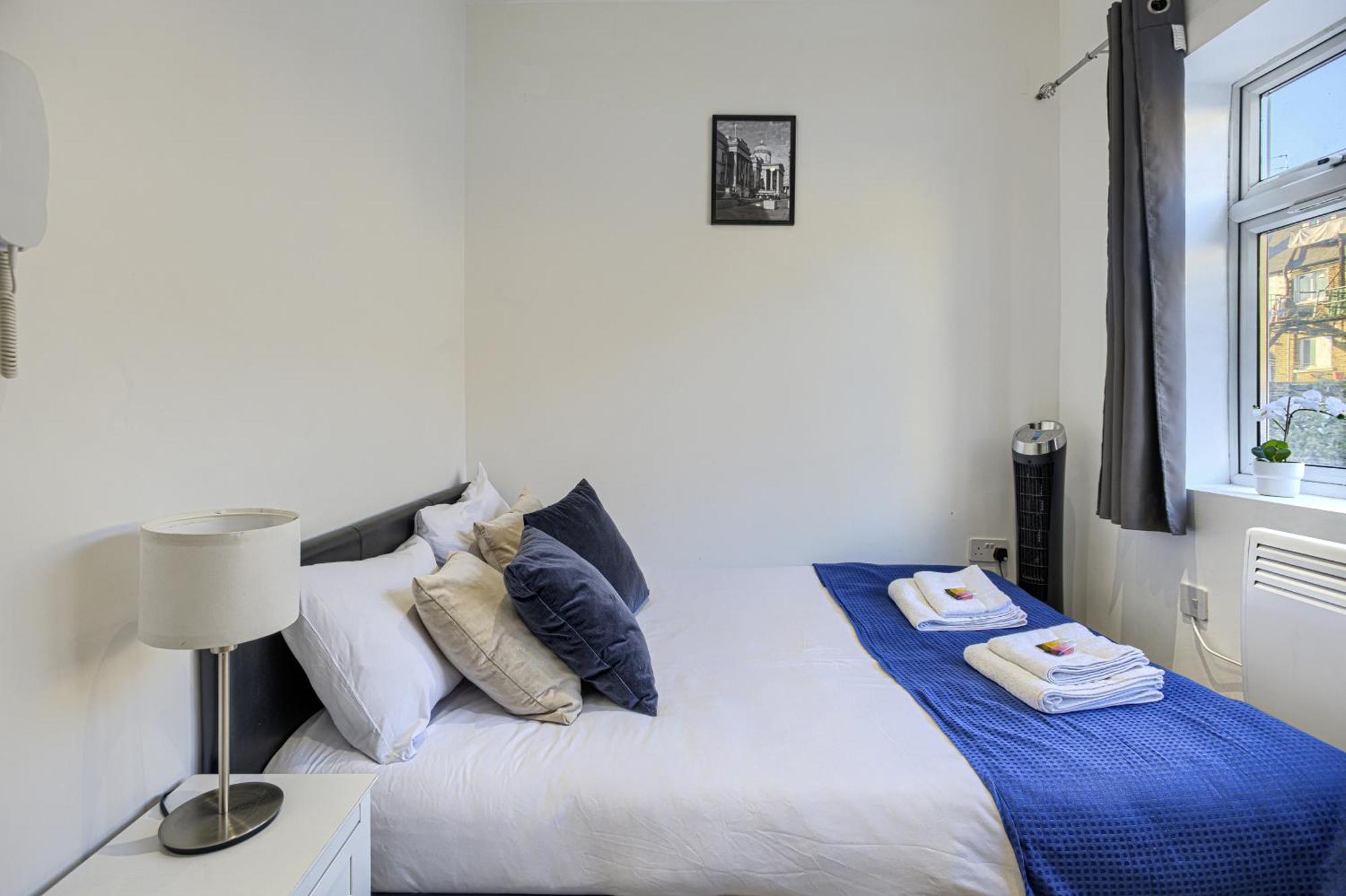 The Finsbury Deluxe Apartments London Szoba fotó